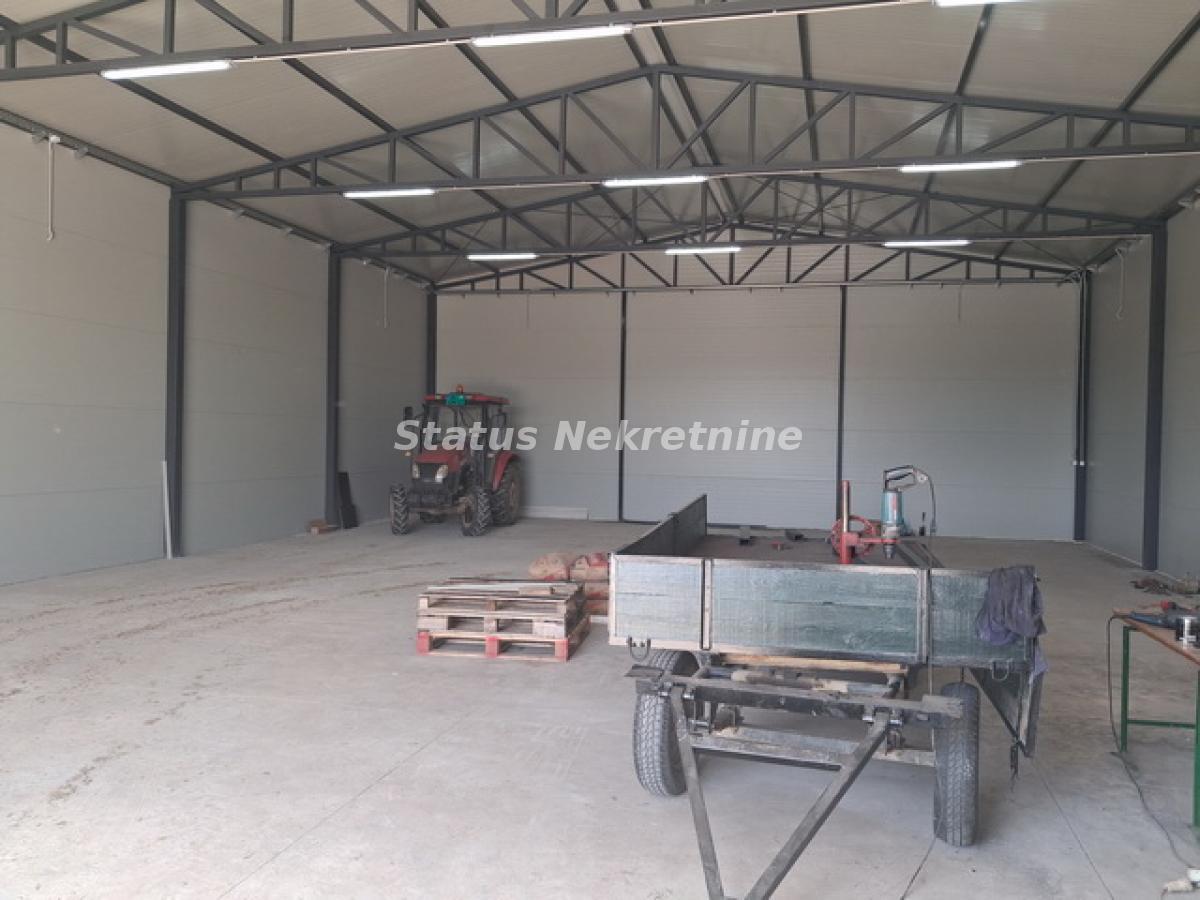 Lokal Izdavanje Novi Sad  270 m2