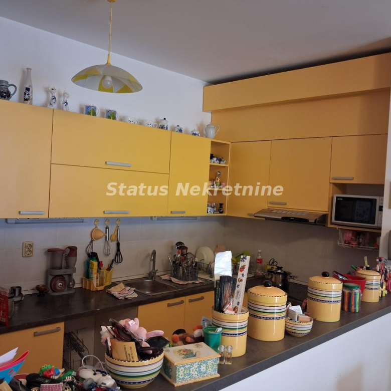 Stan Prodaja Novi Sad  148 m2