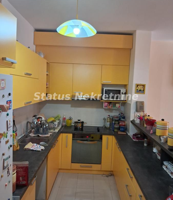 Stan Prodaja Novi Sad  148 m2