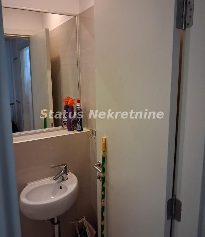 Stan Prodaja Novi Sad  148 m2
