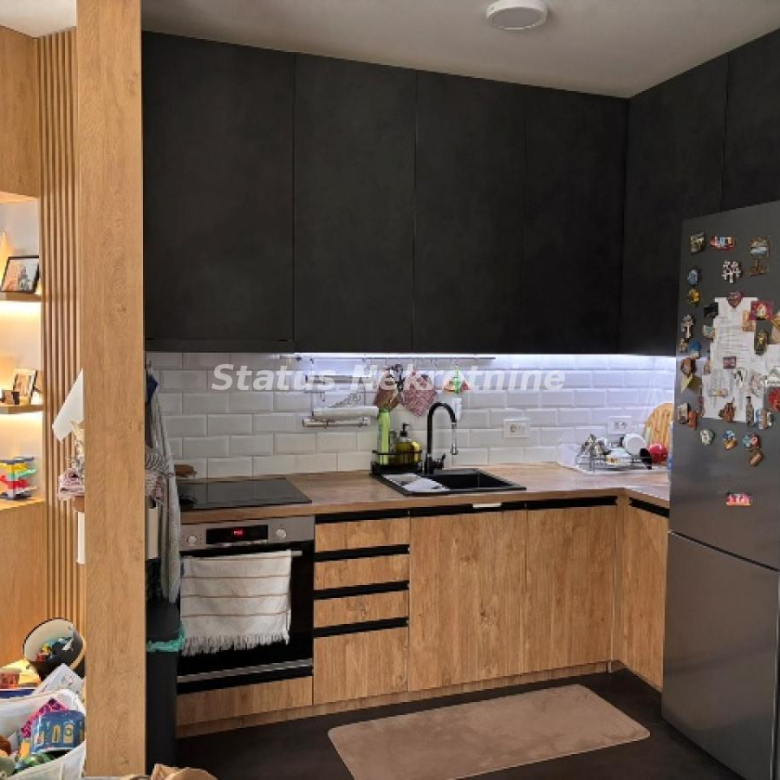 Stan Prodaja Novi Sad  82 m2
