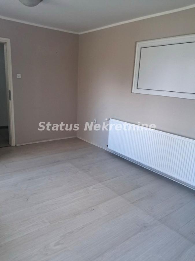Lokal Izdavanje Novi Sad Lokal Izdavanje Novi Sad 300 m2
