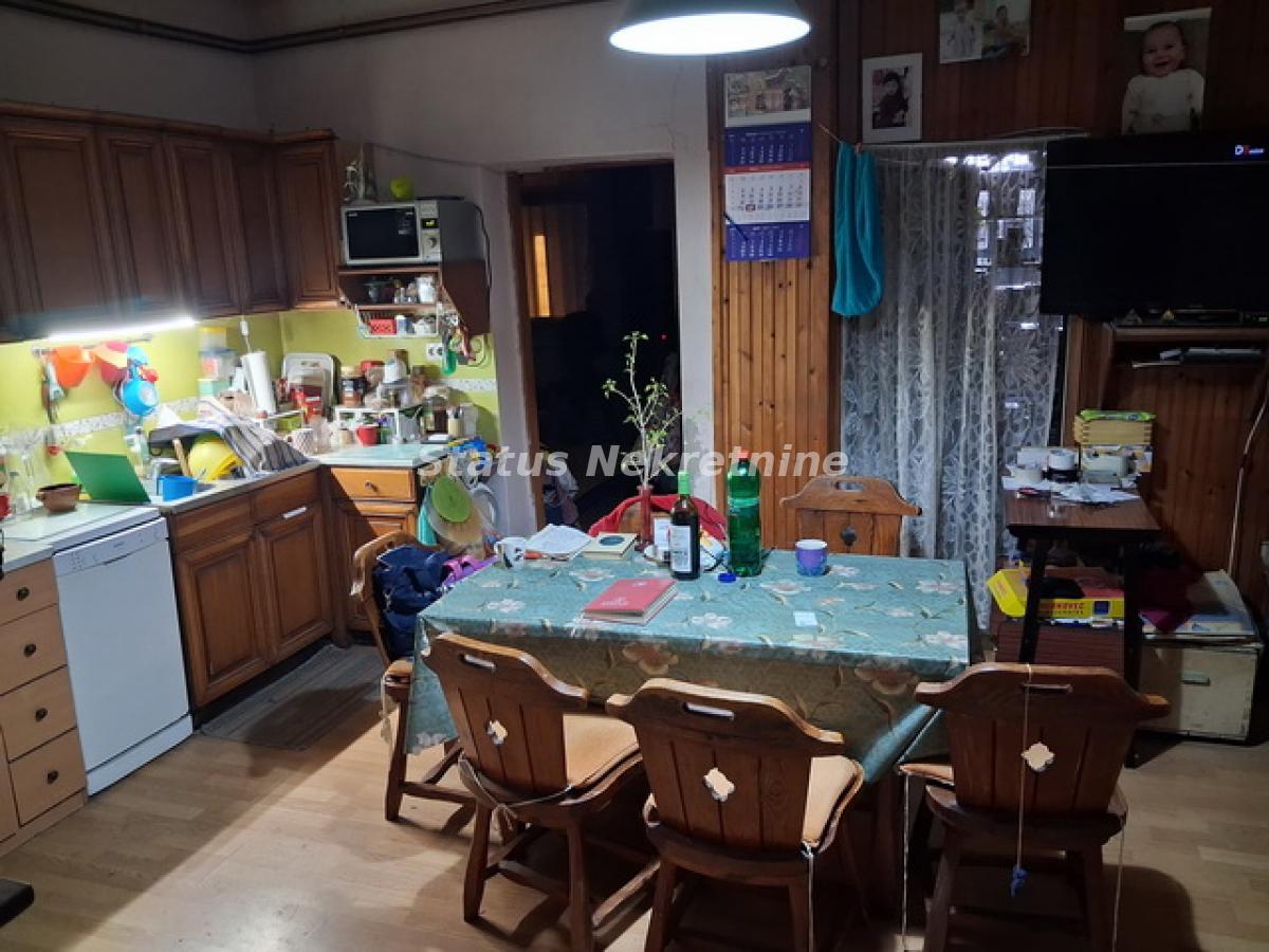Kuća Prodaja Novi Sad  156 m2