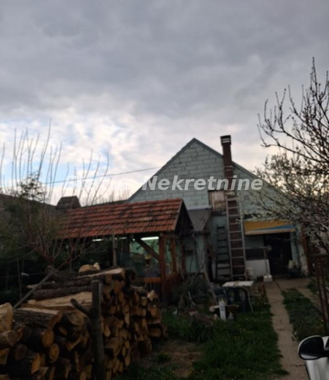 Kuća Prodaja Novi Sad  156 m2
