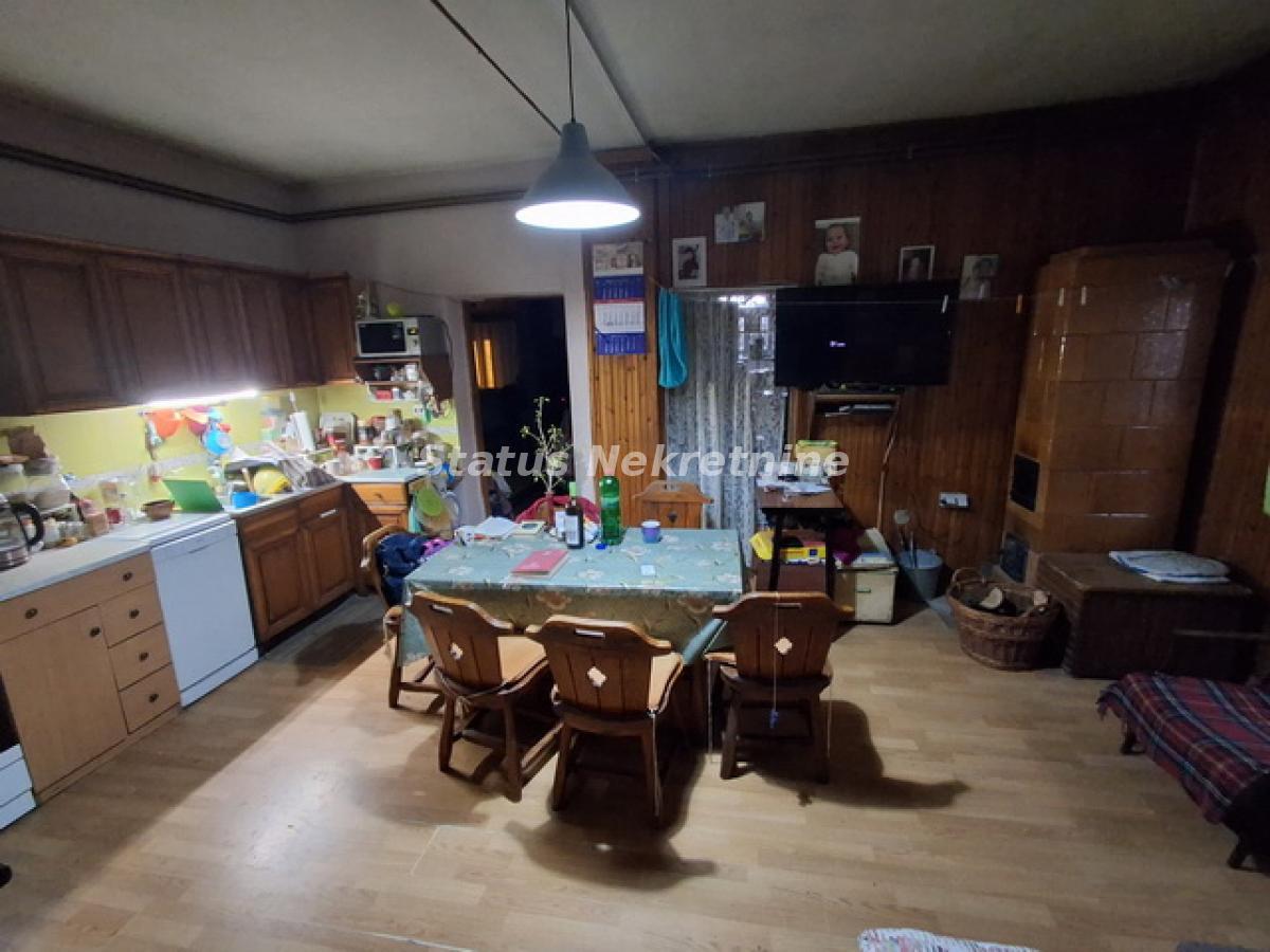 Kuća Prodaja Novi Sad  156 m2