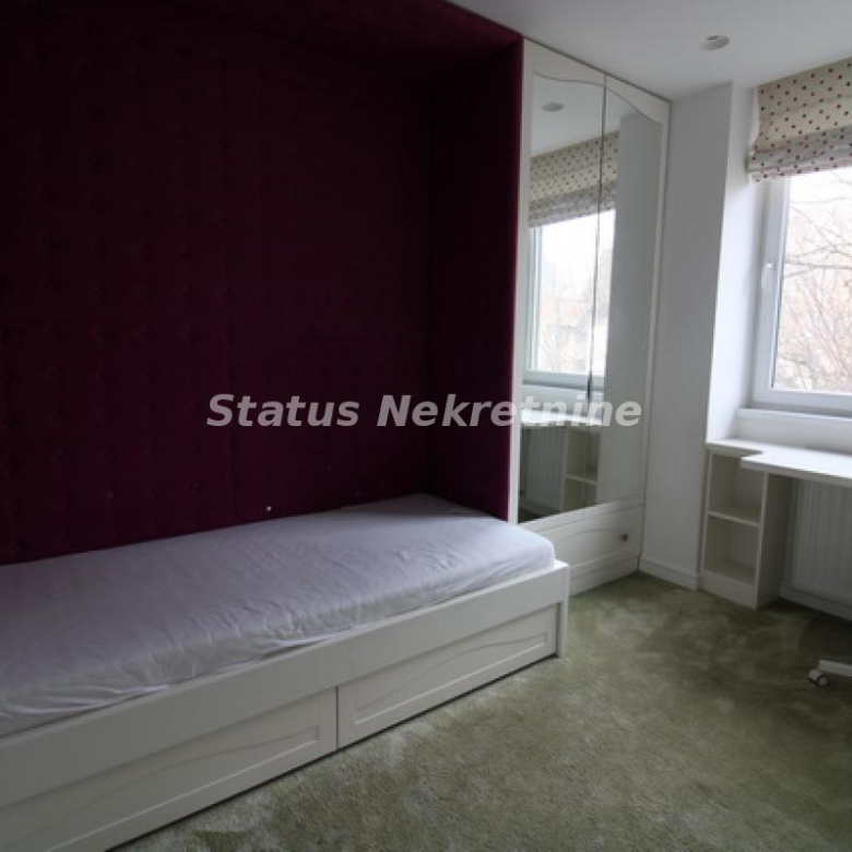 Stan Prodaja Novi Sad  113 m2