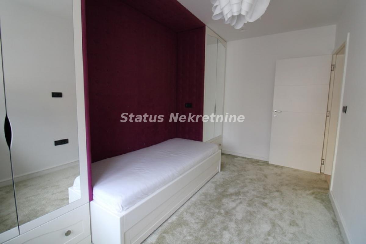 Stan Prodaja Novi Sad  113 m2