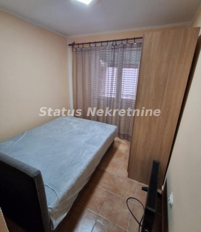 Kuća Prodaja Novi Sad  180 m2