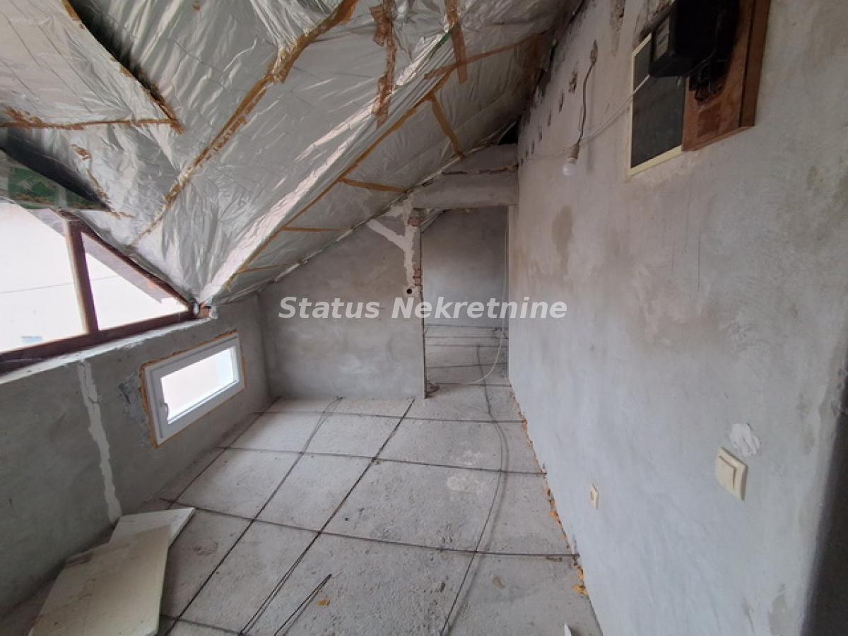 Kuća Prodaja Novi Sad  180 m2