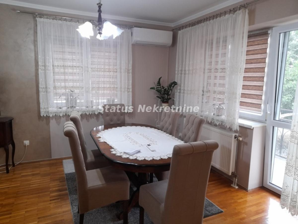 Kuća Prodaja Sremski Karlovci Kuća Prodaja Sremski Karlovci 246 m2