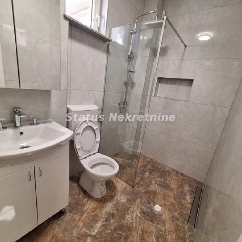 Stan Izdavanje Novi Sad  45 m2