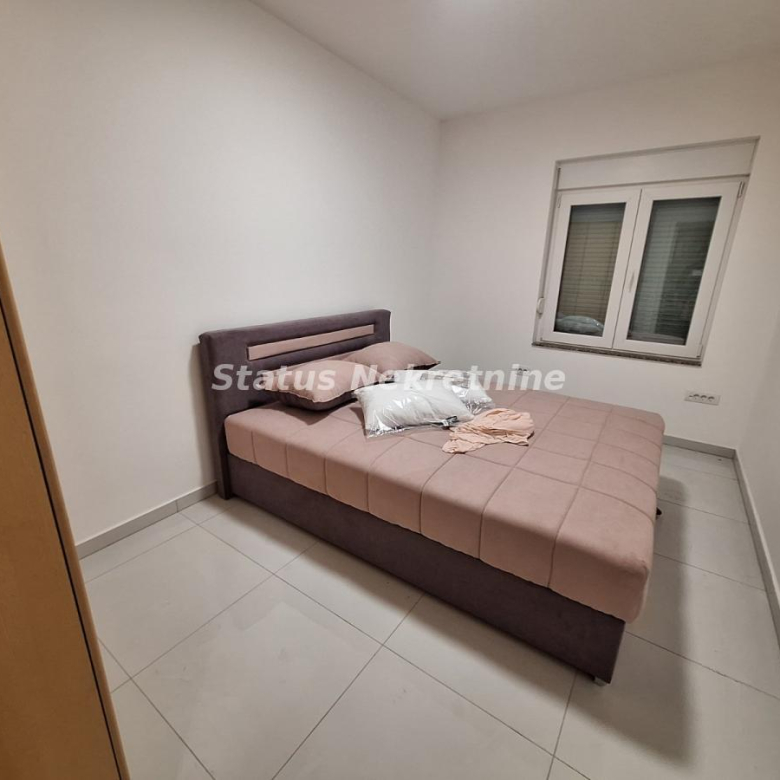 Stan Izdavanje Novi Sad  45 m2