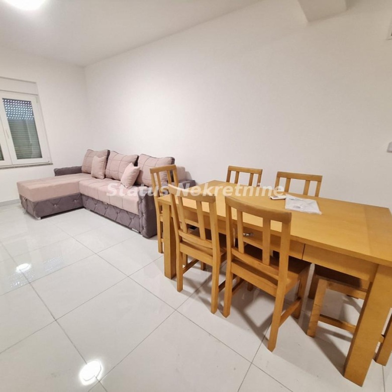 Stan Izdavanje Novi Sad  45 m2