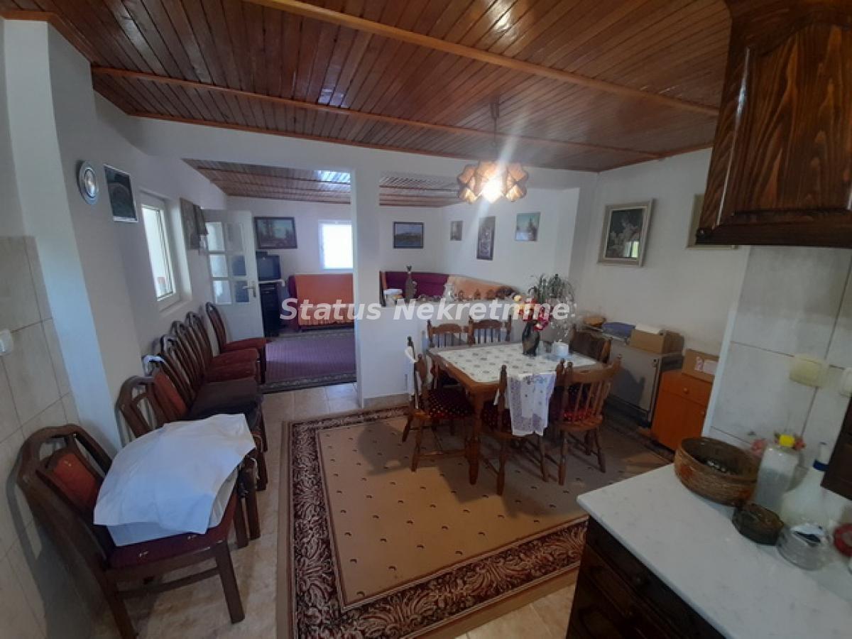 Kuća Prodaja Novi Sad  138 m2