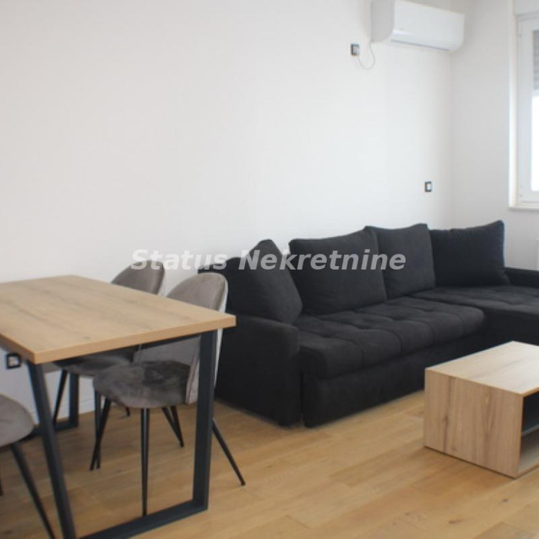 Stan Izdavanje Novi Sad  41 m2