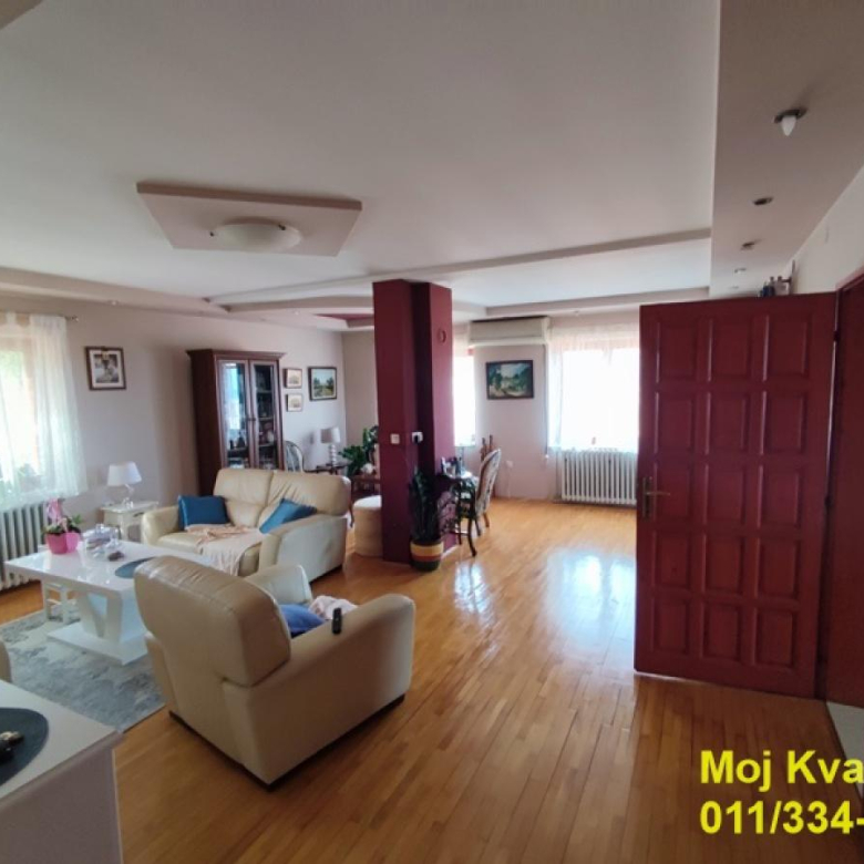 Kuća Prodaja Beograd Višnjička Banja 204 m2