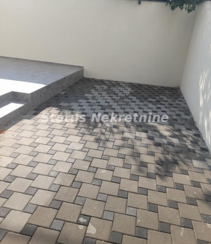 Stan Prodaja Novi Sad  30 m2