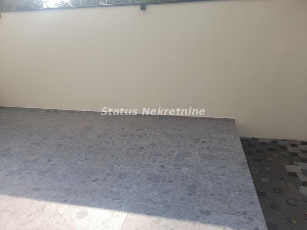 Stan Prodaja Novi Sad  30 m2