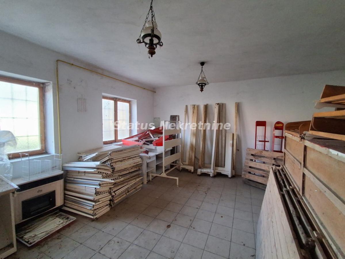 Lokal Prodaja Bečej  434 m2
