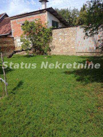 Kuća Prodaja Bačka Palanka  200 m2