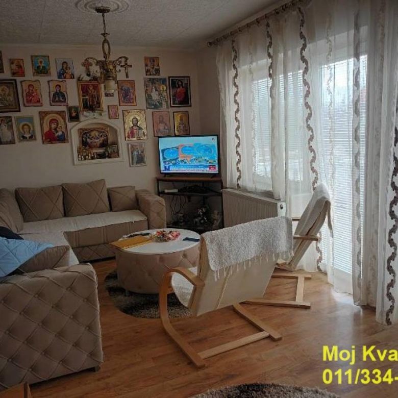 Kuća Prodaja Pančevo  260 m2