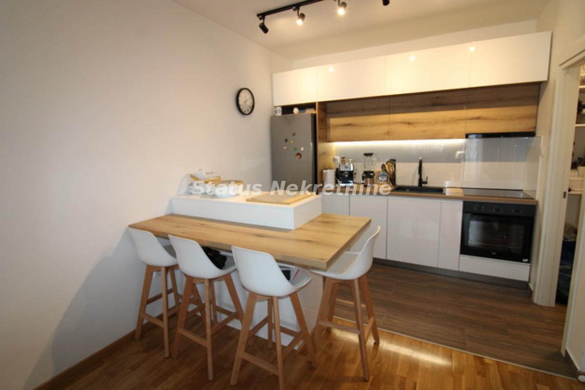 Stan Prodaja Novi Sad  62 m2