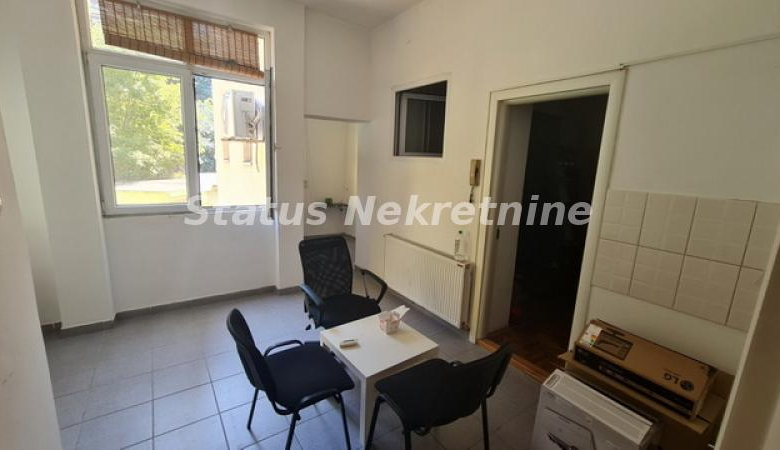 Lokal Izdavanje Novi Sad  120 m2
