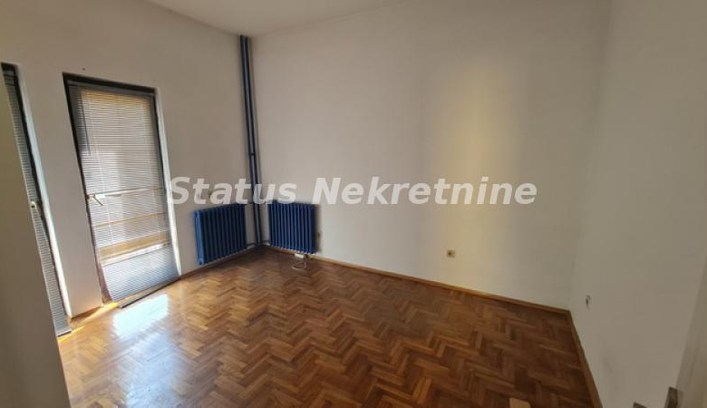 Lokal Izdavanje Novi Sad  120 m2