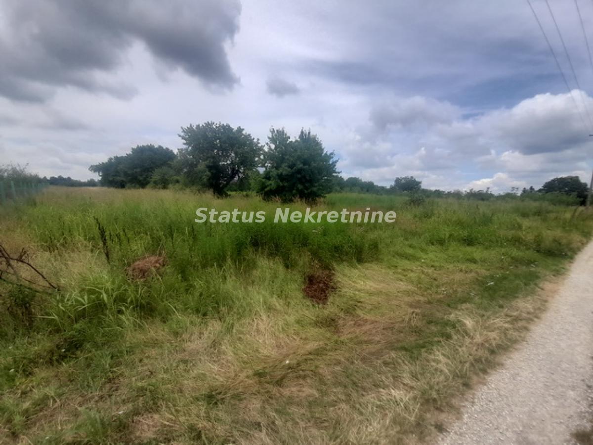 Plac Prodaja Inđija  0 m2