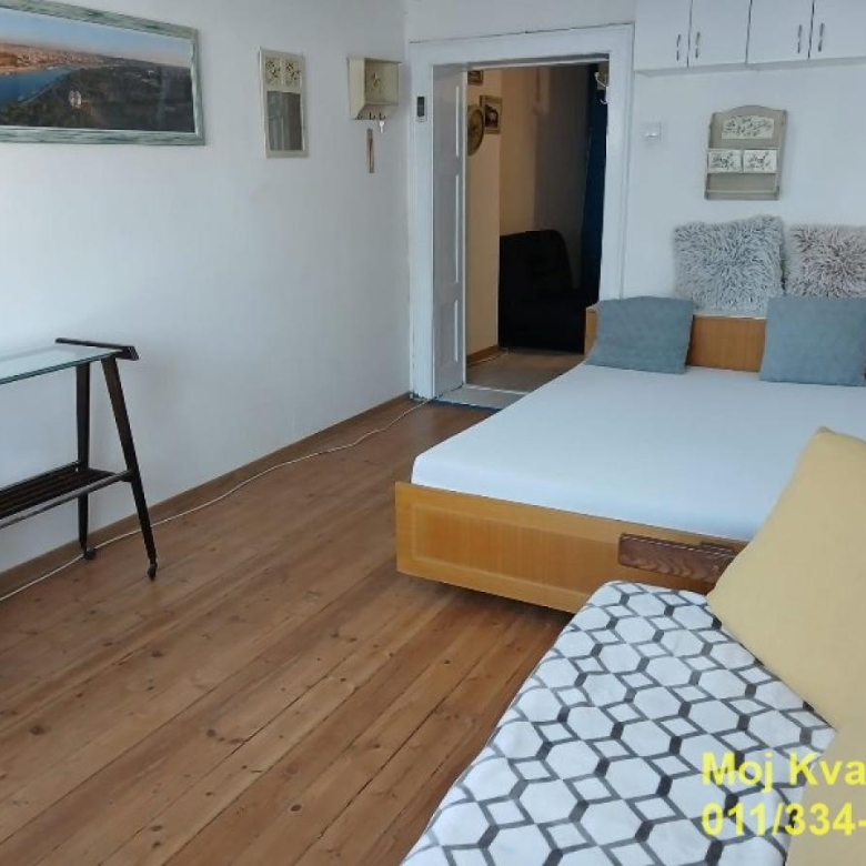 Stan Izdavanje Beograd Zeleni Venac 55 m2