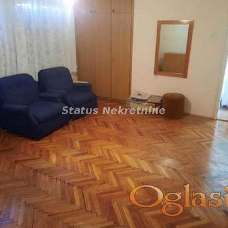 Kuća Prodaja Bačka Palanka  170 m2