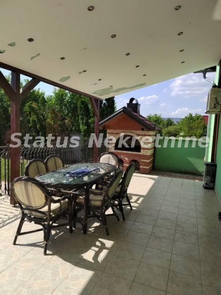 Kuća Izdavanje Novi Sad  200 m2
