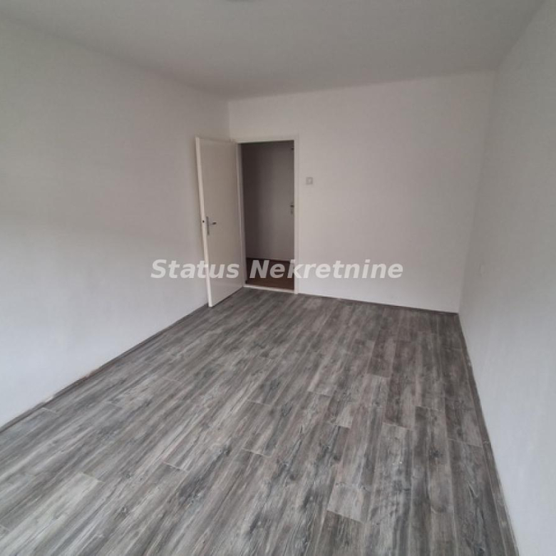 Stan Izdavanje Novi Sad  54 m2