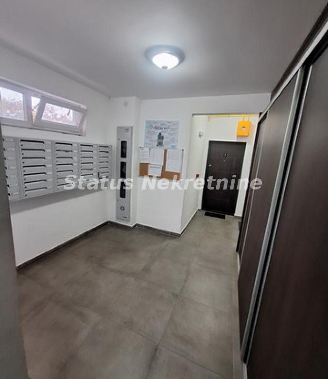 Stan Prodaja Inđija  45 m2