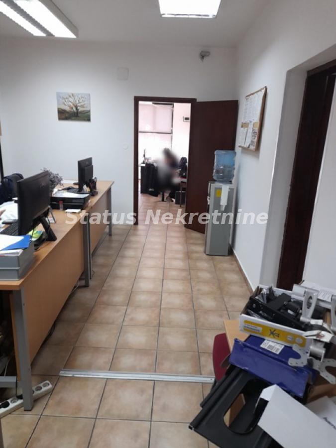 Lokal Izdavanje Novi Sad Lokal Izdavanje Novi Sad 133 m2