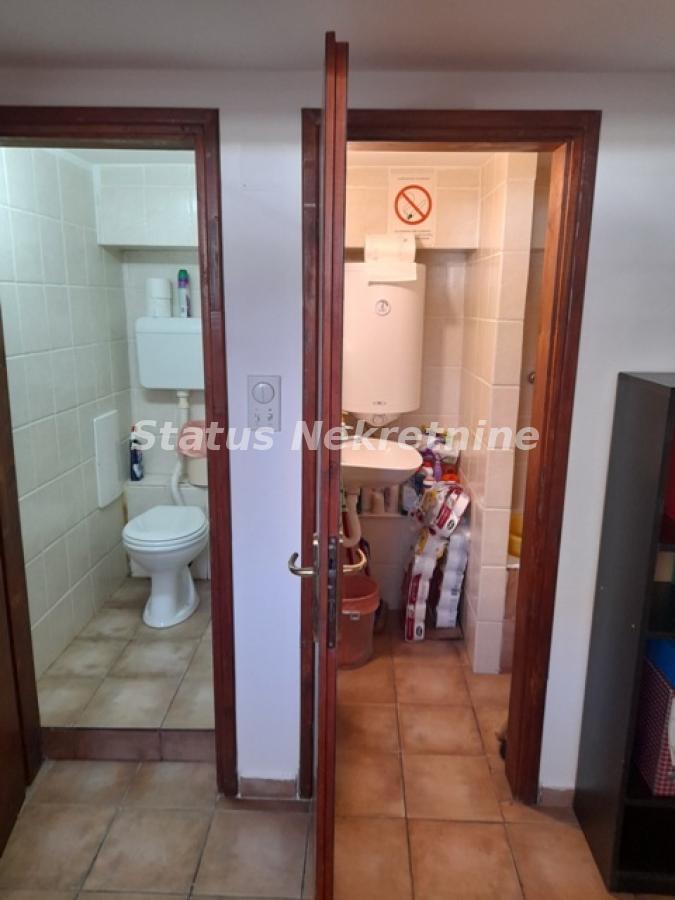 Lokal Izdavanje Novi Sad Lokal Izdavanje Novi Sad 133 m2
