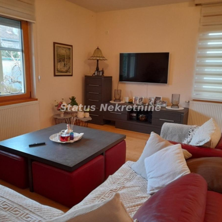 Kuća Prodaja Temerin  440 m2