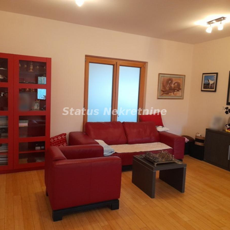 Kuća Prodaja Temerin  440 m2