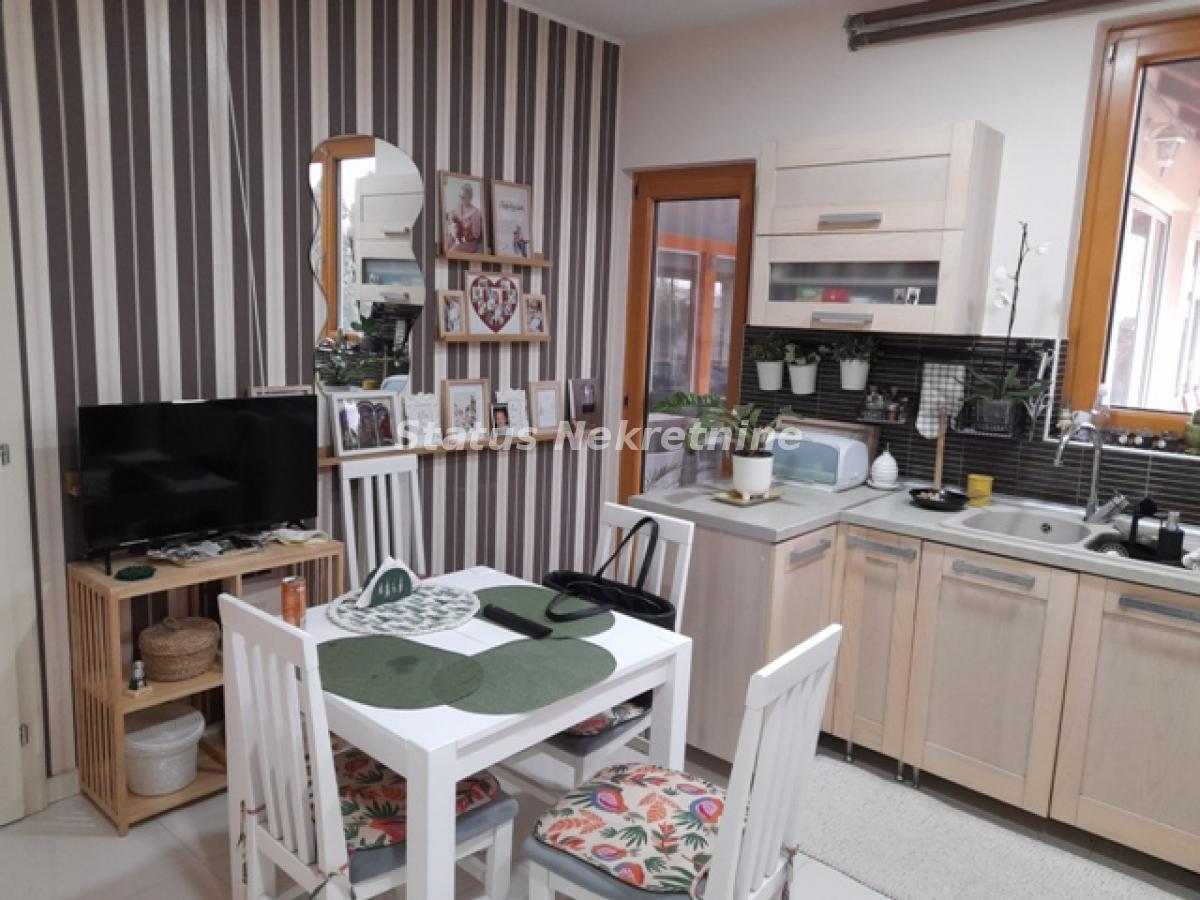 Kuća Prodaja Temerin  440 m2