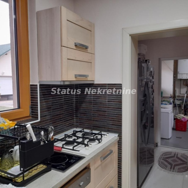 Kuća Prodaja Temerin  440 m2