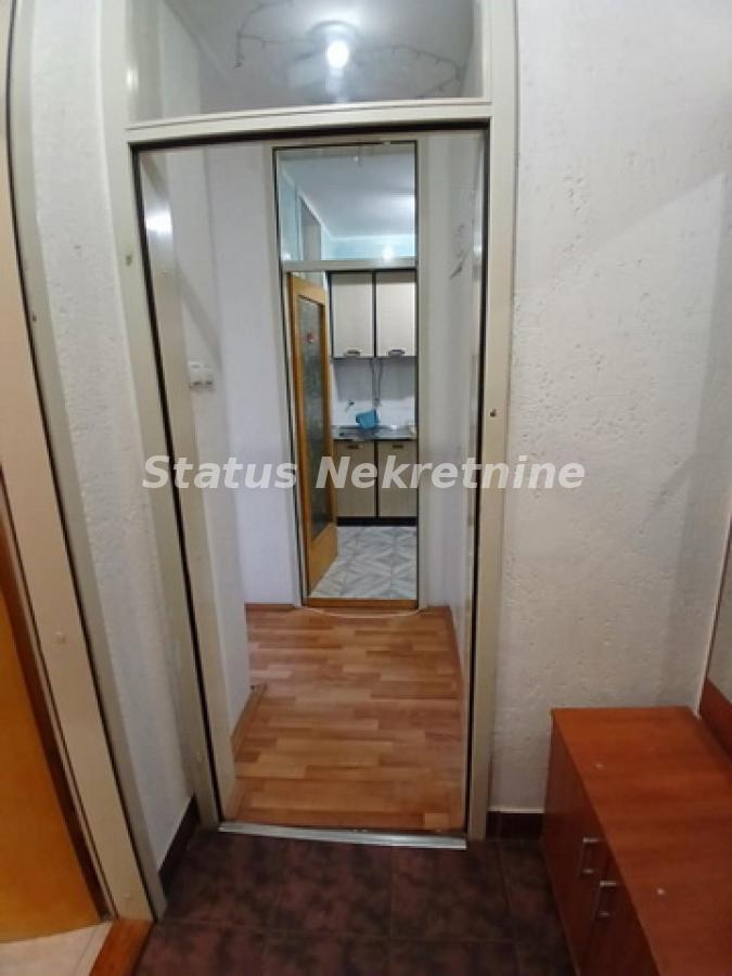 Stan Izdavanje Novi Sad  60 m2