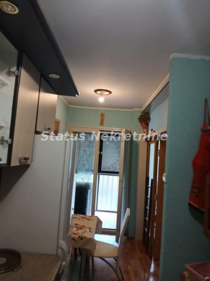 Stan Izdavanje Novi Sad  60 m2