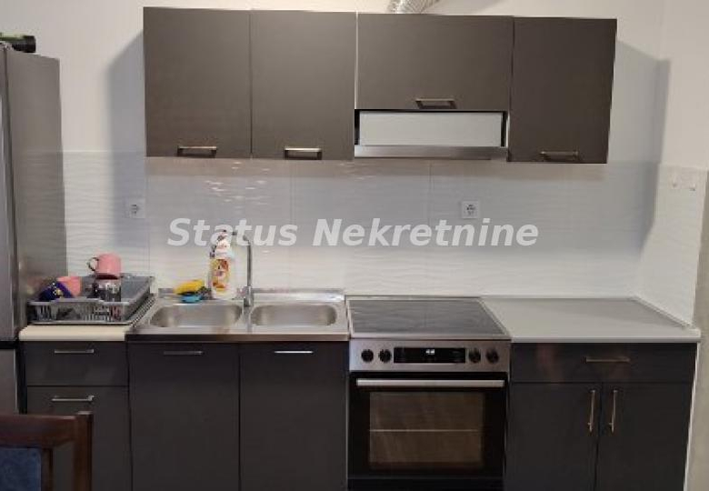 Stan Izdavanje Novi Sad  48 m2