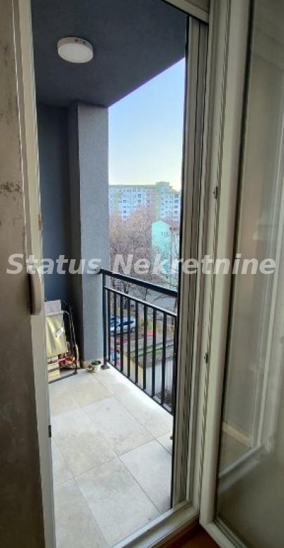 Stan Izdavanje Novi Sad  48 m2