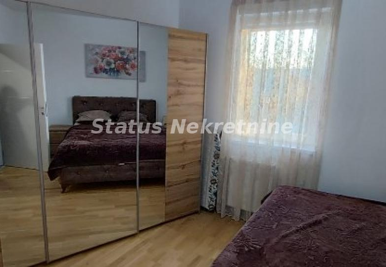 Stan Izdavanje Novi Sad  48 m2