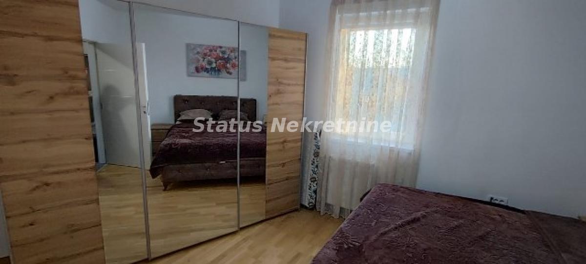 Stan Izdavanje Novi Sad  48 m2