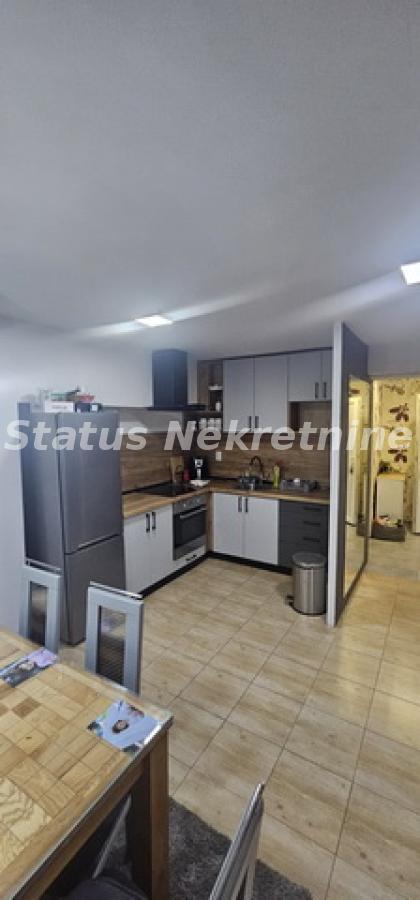 Stan Prodaja Novi Sad  74 m2
