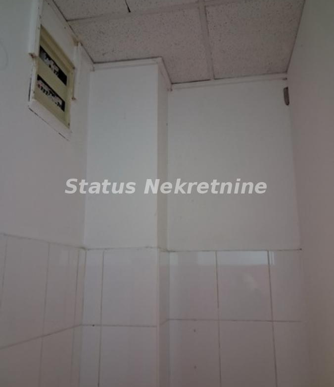 Lokal Prodaja Novi Sad  25 m2
