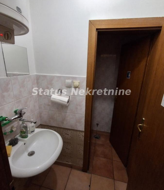 Lokal Prodaja Novi Sad  25 m2