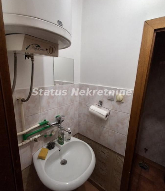 Lokal Prodaja Novi Sad  25 m2